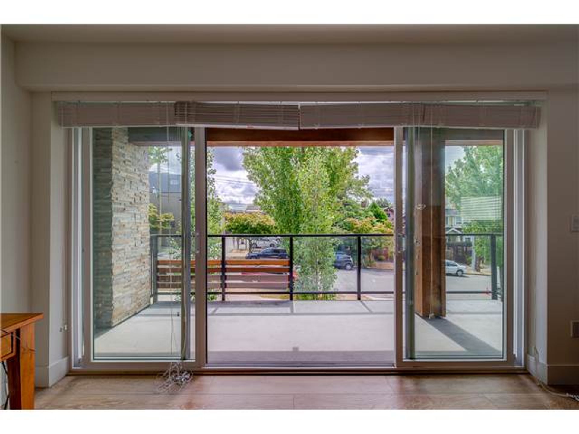 206 - 1661 E 2nd Avenue, Grandview Woodland, Vancouver East - 6b5584f9365f5715936404d6f90509e65456ac64