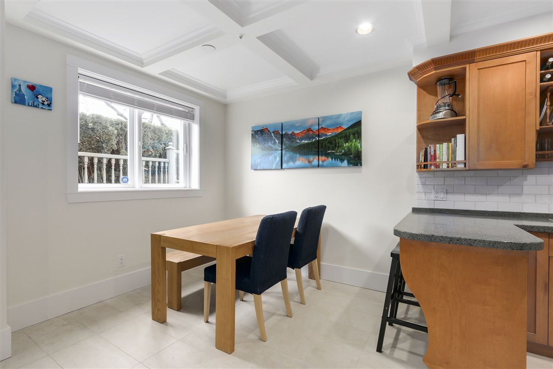 2086 Larch Street, Kitsilano, Vancouver West - f1fb9a9dd294f49364f3b1c23f8db75f2f829cb5