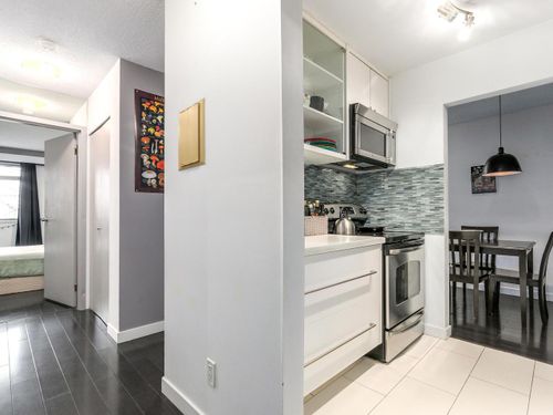 320 - 1422 E 3rd Avenue, Grandview Woodland, Vancouver East - 19b077728f494714f892a1d396a54d5d2bae5cca