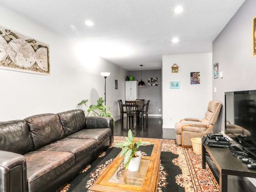 320 - 1422 E 3rd Avenue, Grandview Woodland, Vancouver East - 25b707d5034e35ac13404fd9b0ff5259f93139df