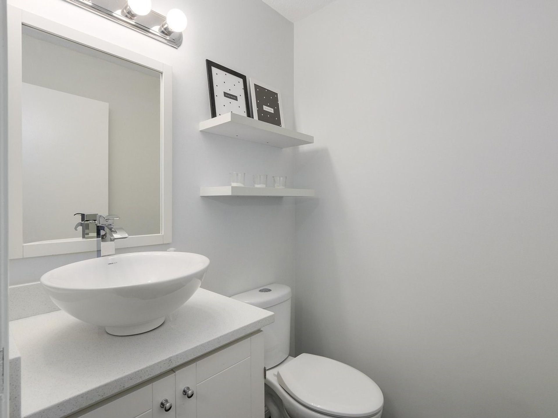 218 Cardiff Way, College Park PM, Port Moody - 76a011779cc64b5a71c9fe8973c7c49ec01acd06