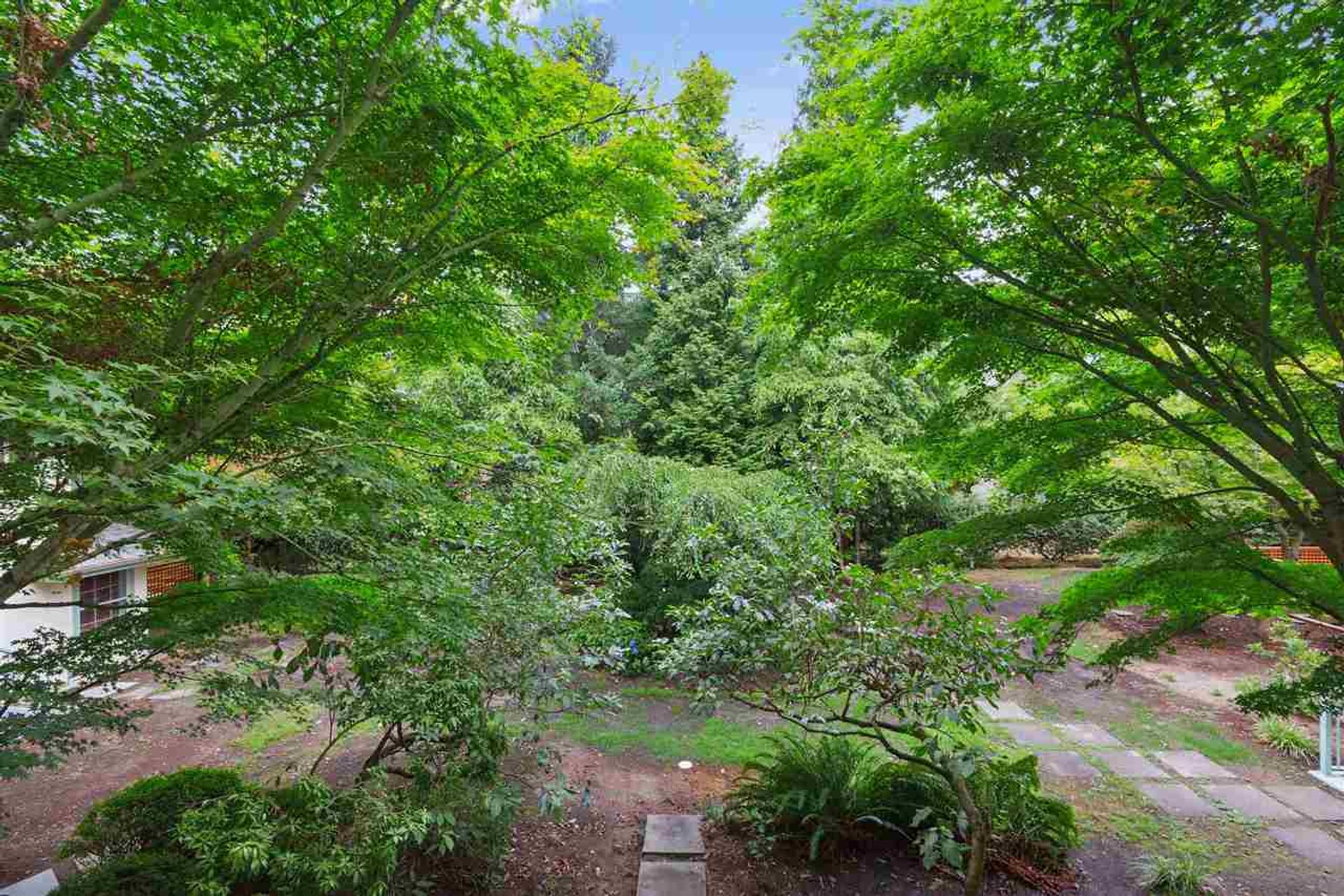 210 - 1148 Westwood Street, North Coquitlam, Coquitlam - 2179118a5ce9838b889f977b74474894545594a2