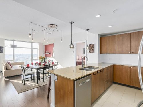 2205 - 280 Ross Drive, Fraserview NW, New Westminster - 8401d0da64eeec6547d3eab75c030a2f485dea9d