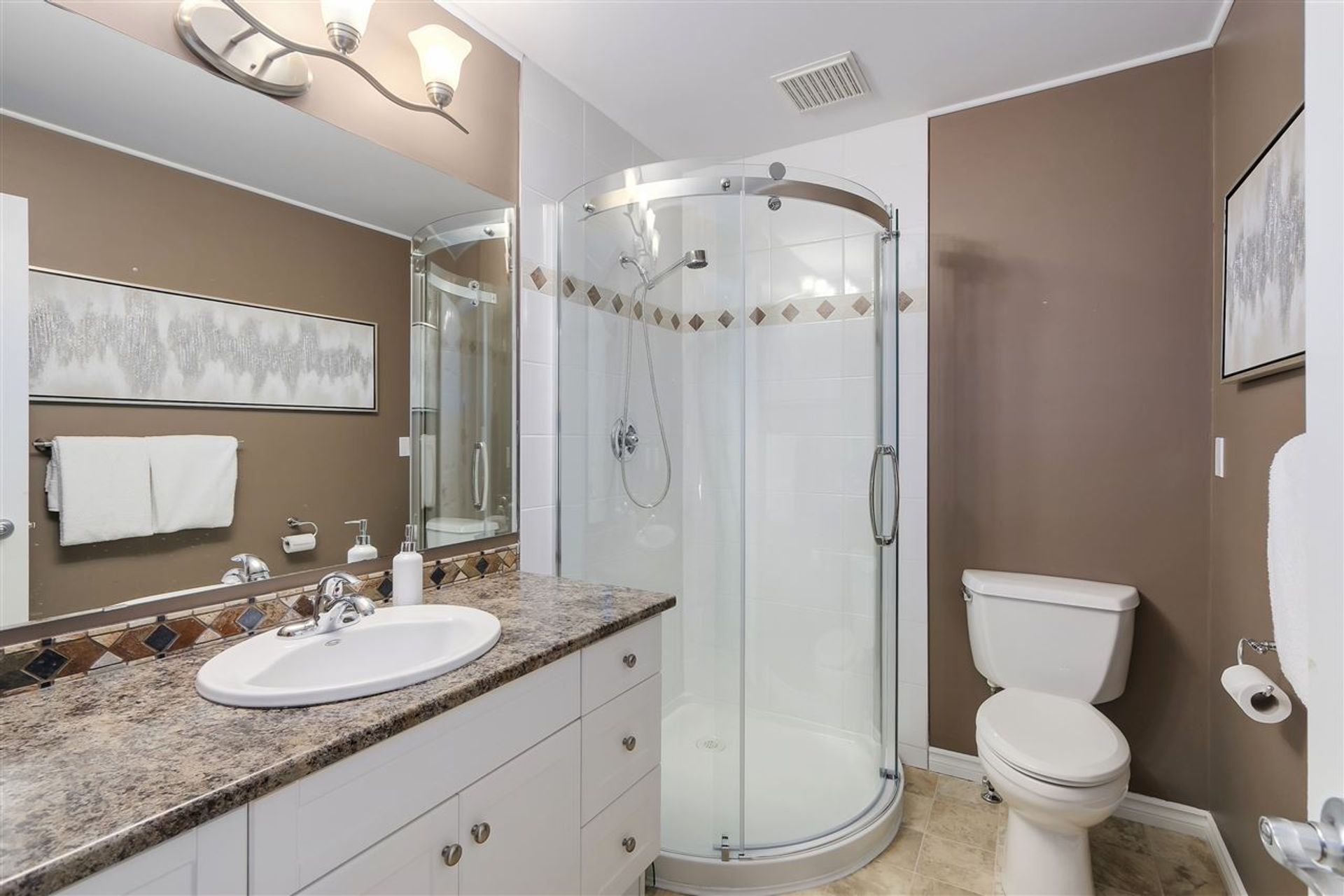 234 Cardiff Way, College Park PM, Port Moody - 4841f1564fb96f8dc24779cc8b42952b580a3d80 234 Cardiff Way, College Park PM, Port Moody - 4841f1564fb96f8dc24779cc8b42952b580a3d80