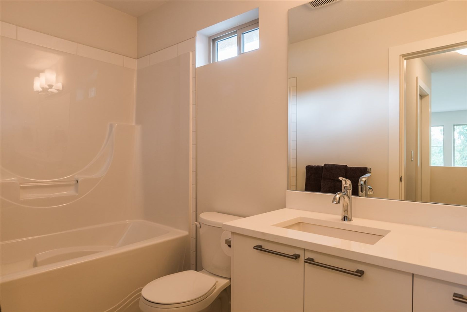 32550 Ross Drive, Mission BC, Mission - 0b5a64ce51c1aa88ef53aec9c2bde9a4295ce596