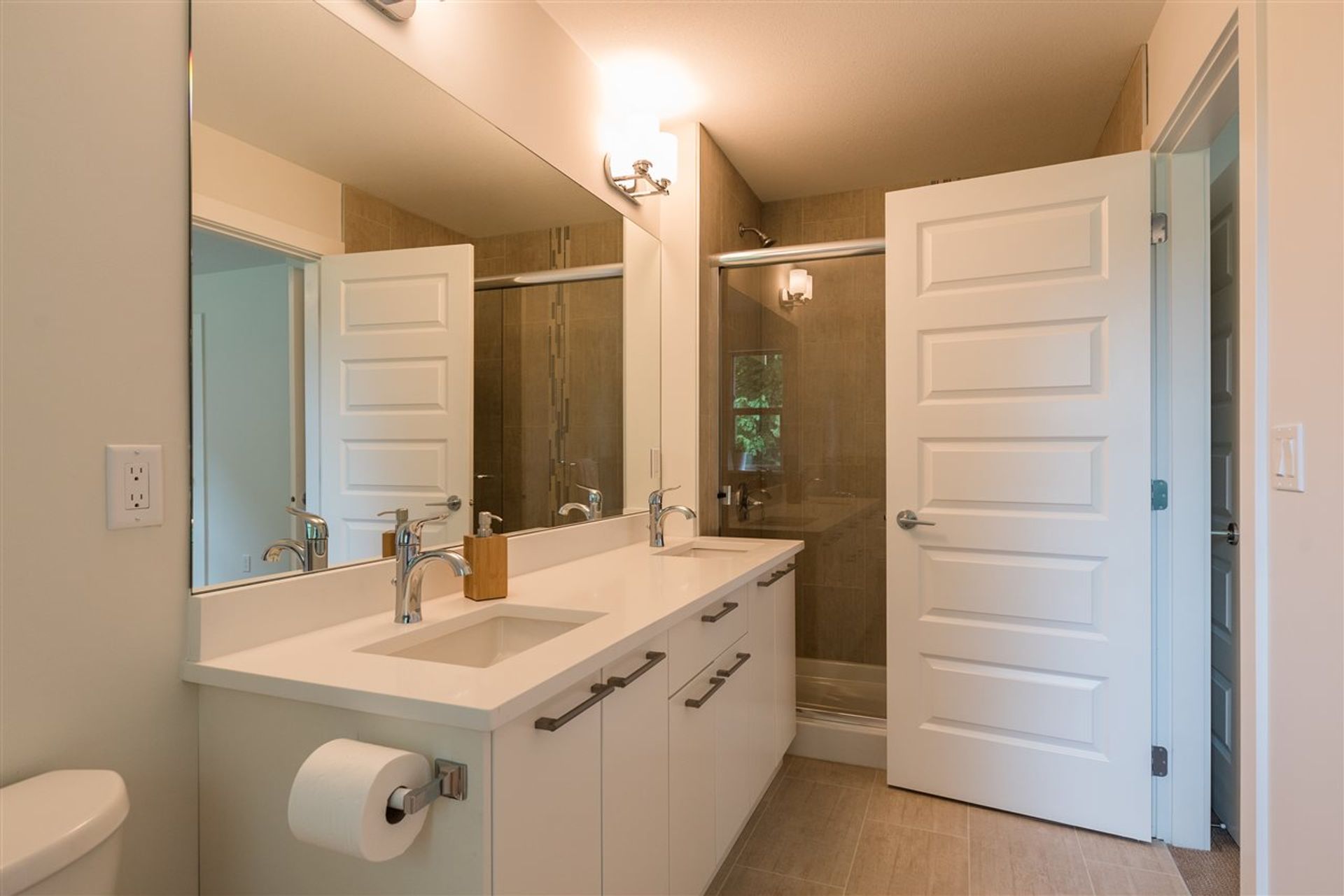 32550 Ross Drive, Mission BC, Mission - 2a2f342b8a3f0dcc23c119a7fce2aea72d90bcd0