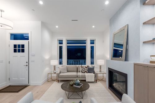 2009 Charles Street, Grandview Woodland, Vancouver East - 7f878420ea97737bf217e91f25409e4a1a905ff4