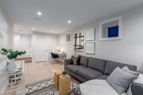 2009 Charles Street, Grandview Woodland, Vancouver East - e84adc7986b8c6bb0a2edcabb85ecc74ce351457