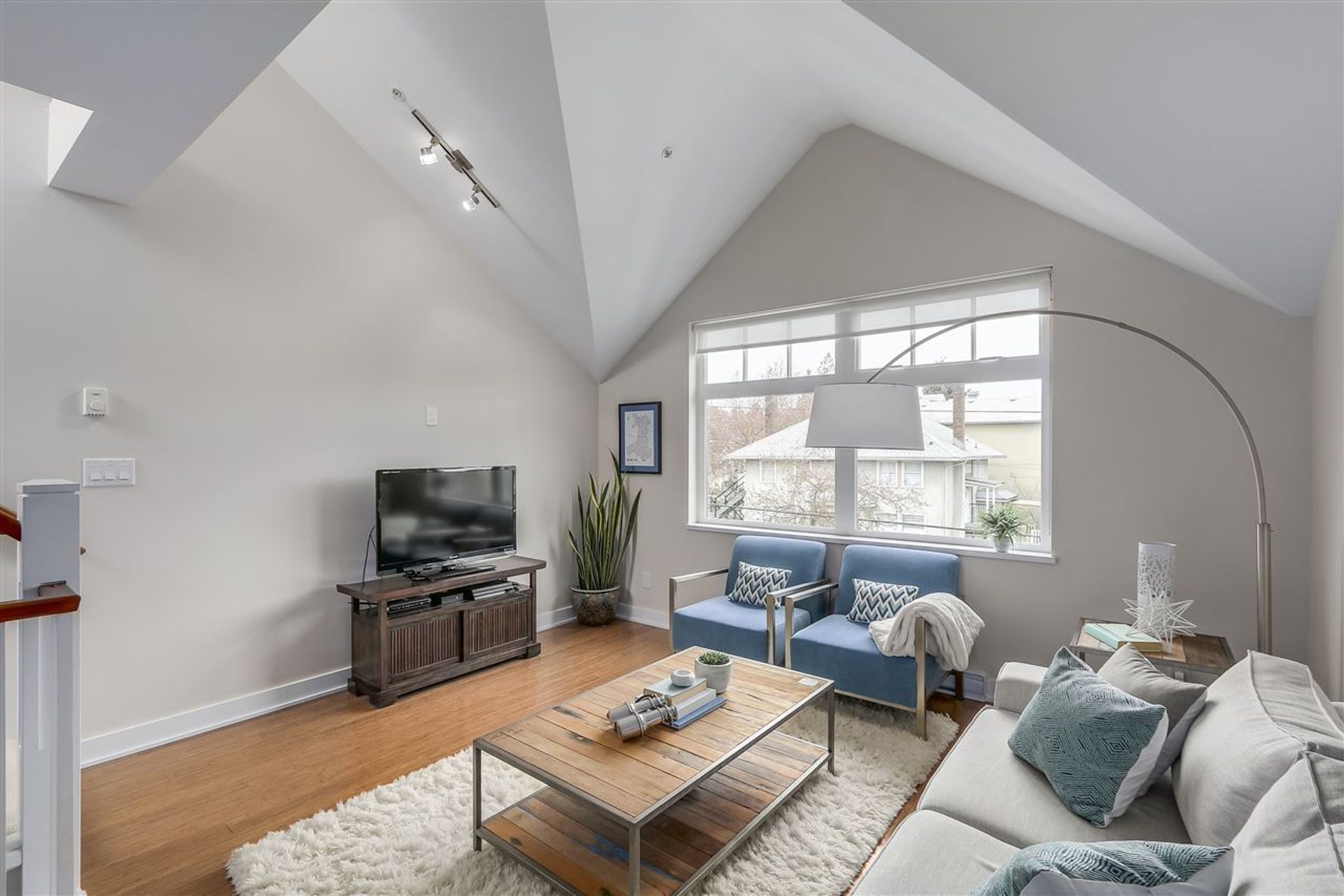 3082 Laurel Street, Fraser VE, Vancouver East - f6c5c10e548dca1a54c2ac3747ec3fd263396065