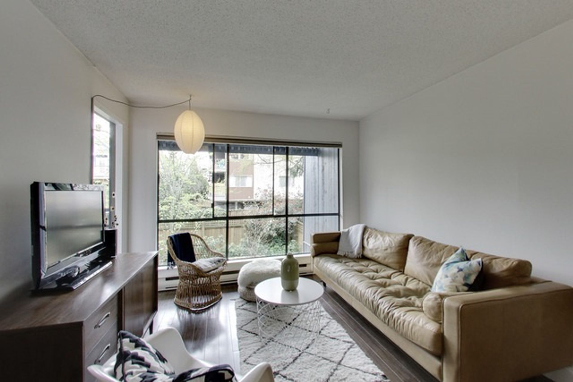211 - 2173 W 6th Avenue, Kitsilano, Vancouver West - 88394e6fc4f8d6cb32a2b6a3e4de0a1c7883221f