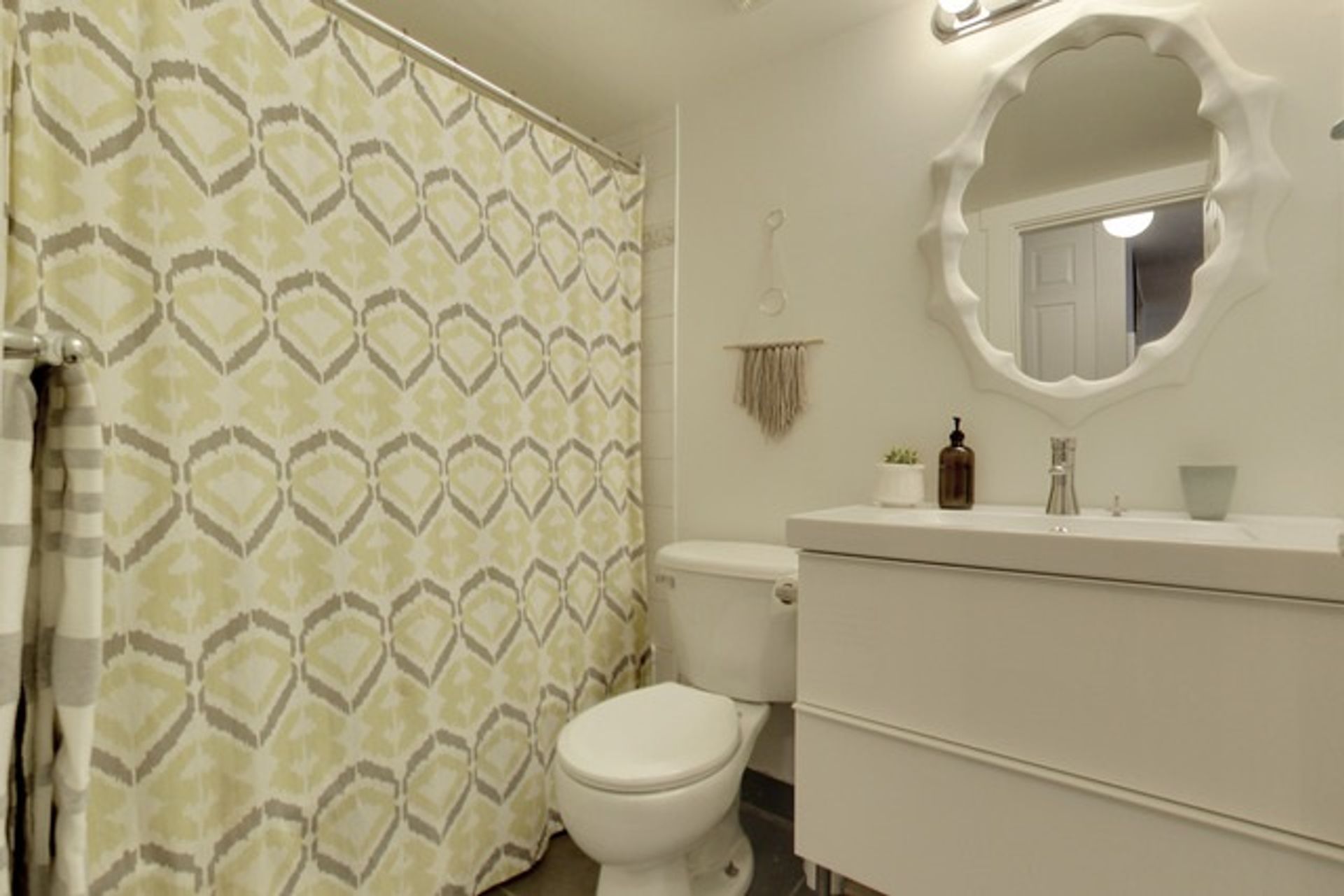 211 - 2173 W 6th Avenue, Kitsilano, Vancouver West - c6b4cac1dd973a9bd84cf83de76e2f782607b035