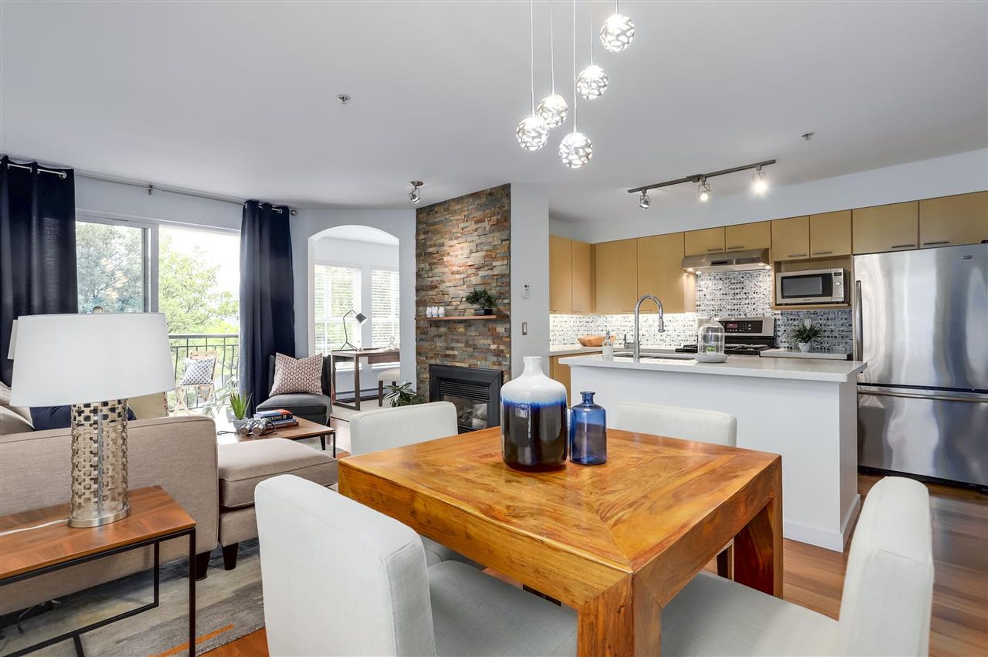 205 - 658 W 7th Avenue, Fairview VW, Vancouver West - 17979ff52c74f002e74119dcc1c99b1ced004b9d