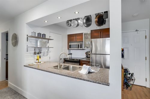 601 - 1833 Frances Street, Hastings, Vancouver East - acf6c768de56e586987bd966b7a92c8f0b53f679 thumbnail 601 - 1833 Frances Street, Hastings, Vancouver East - acf6c768de56e586987bd966b7a92c8f0b53f679