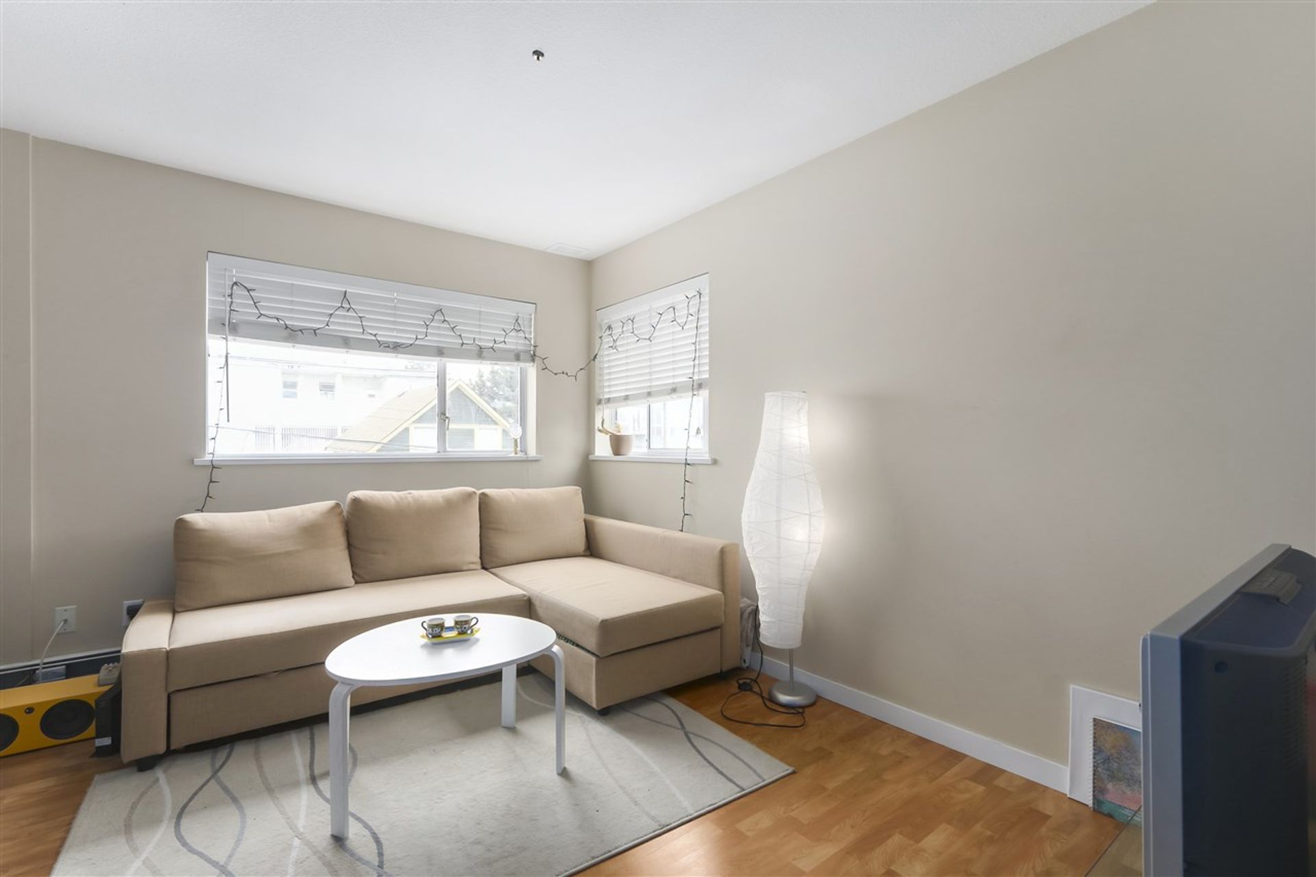 305 - 33 N Templeton Drive, Hastings, Vancouver East - 77170bc24efe4d66dfa7f949b8d2268d3d23f119