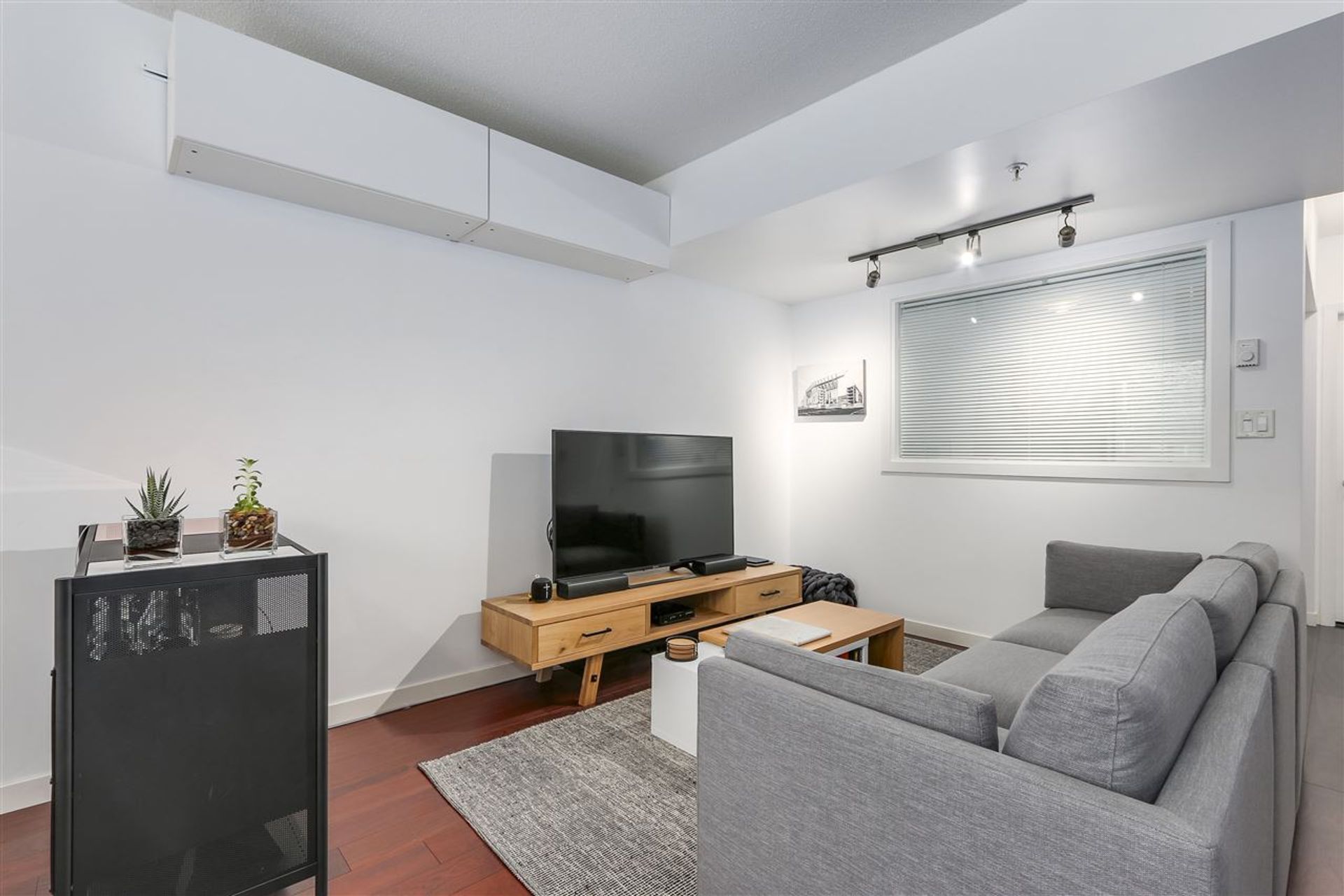 115 - 672 W 6th Avenue, Fairview VW, Vancouver West - de7a84f4437a23d3c6d9c4d709104ab7bf0e80fd