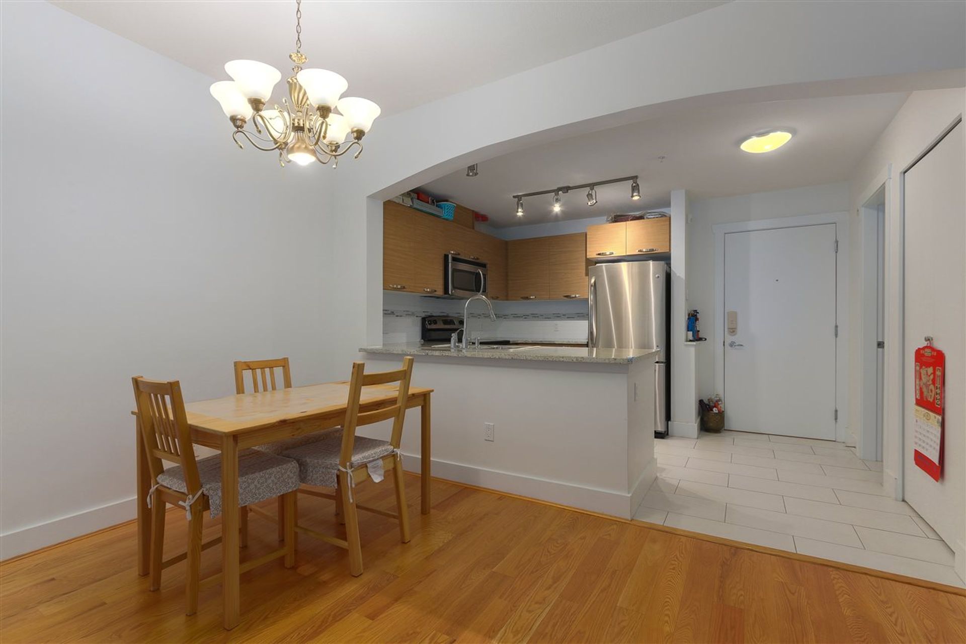 106 - 7488 Byrnepark Walk, South Slope, Burnaby South - 6459d50bd91a30902c1367d5a9747e8cf2ae4226