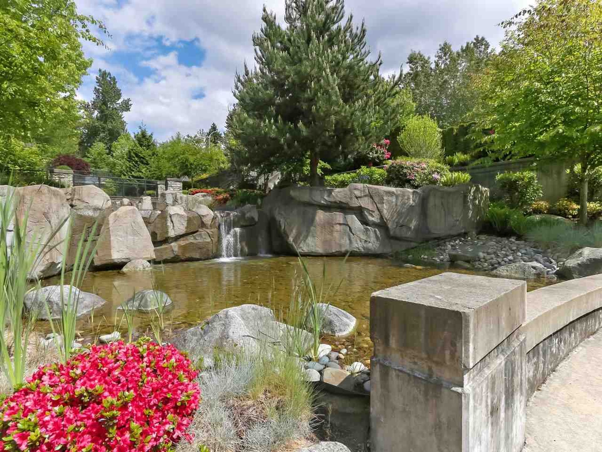 409 - 7488 Byrnepark Walk, South Slope, Burnaby South - d89747e0d69beecca2bf455d5855c51e24c649f4