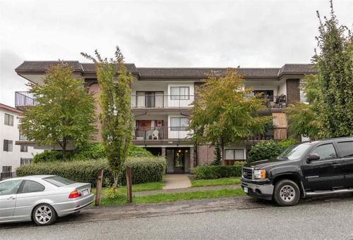 208 - 1585 E 4th Avenue, Grandview Woodland, Vancouver East - 4216d2b42fa6571b64c791c4f45f75431cba5ea2