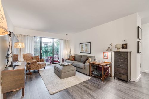 208 - 1585 E 4th Avenue, Grandview Woodland, Vancouver East - 754f28858d311ebeea5e665119360d7ddbc251d3