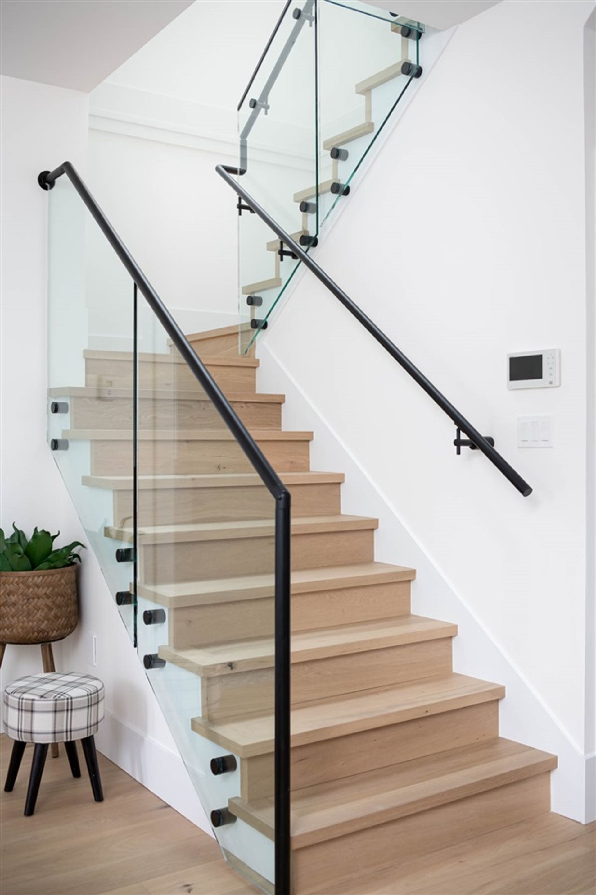 2224 E 10th Avenue, Grandview Woodland, Vancouver East - ab63a16e199460a54dc36d64cba9256359e53f96