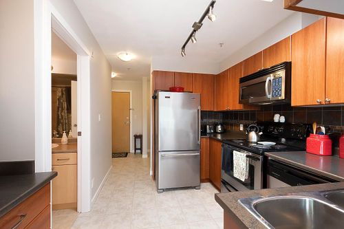 412 - 2891 E Hastings Street, Hastings, Vancouver East - 4cb15c5091261092fcfa36170ab5085d7972610b