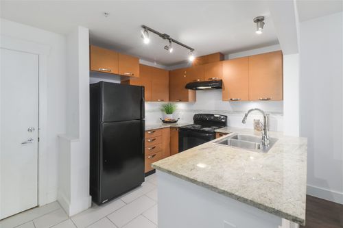 205 - 7488 Byrnepark Walk, South Slope, Burnaby South - d01159dafad6087f7daf9481f93313b5a8adad56