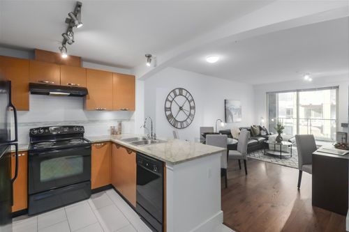 205 - 7488 Byrnepark Walk, South Slope, Burnaby South - efd6f0f8bb5e31d698893f1549242849c03d3ca8