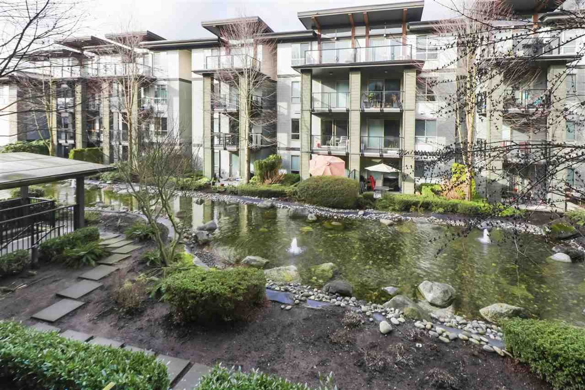 205 - 7488 Byrnepark Walk, South Slope, Burnaby South - cbd86e0dcb6635fa4e5ae36063f3b1bdb06486e9