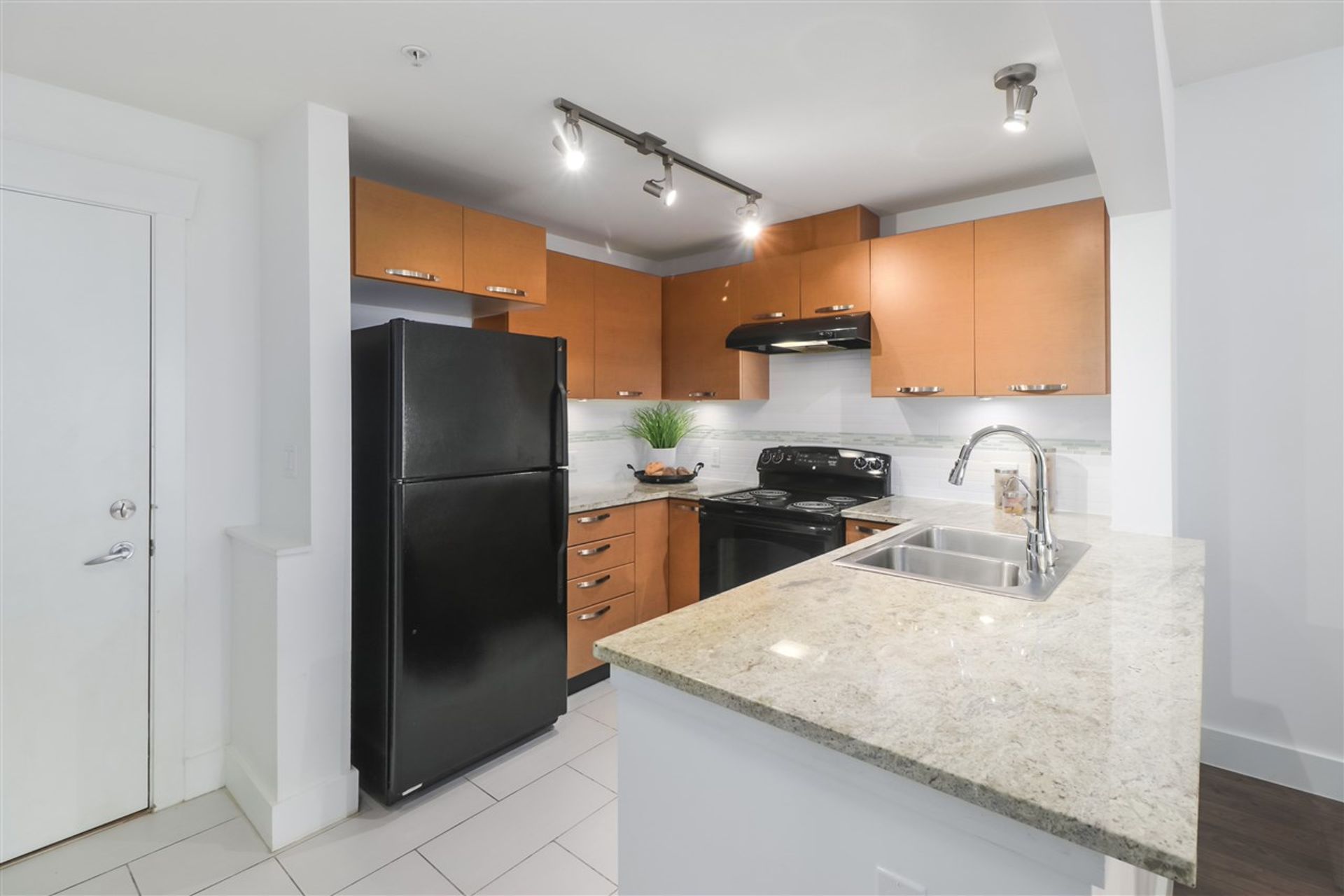 205 - 7488 Byrnepark Walk, South Slope, Burnaby South - d01159dafad6087f7daf9481f93313b5a8adad56