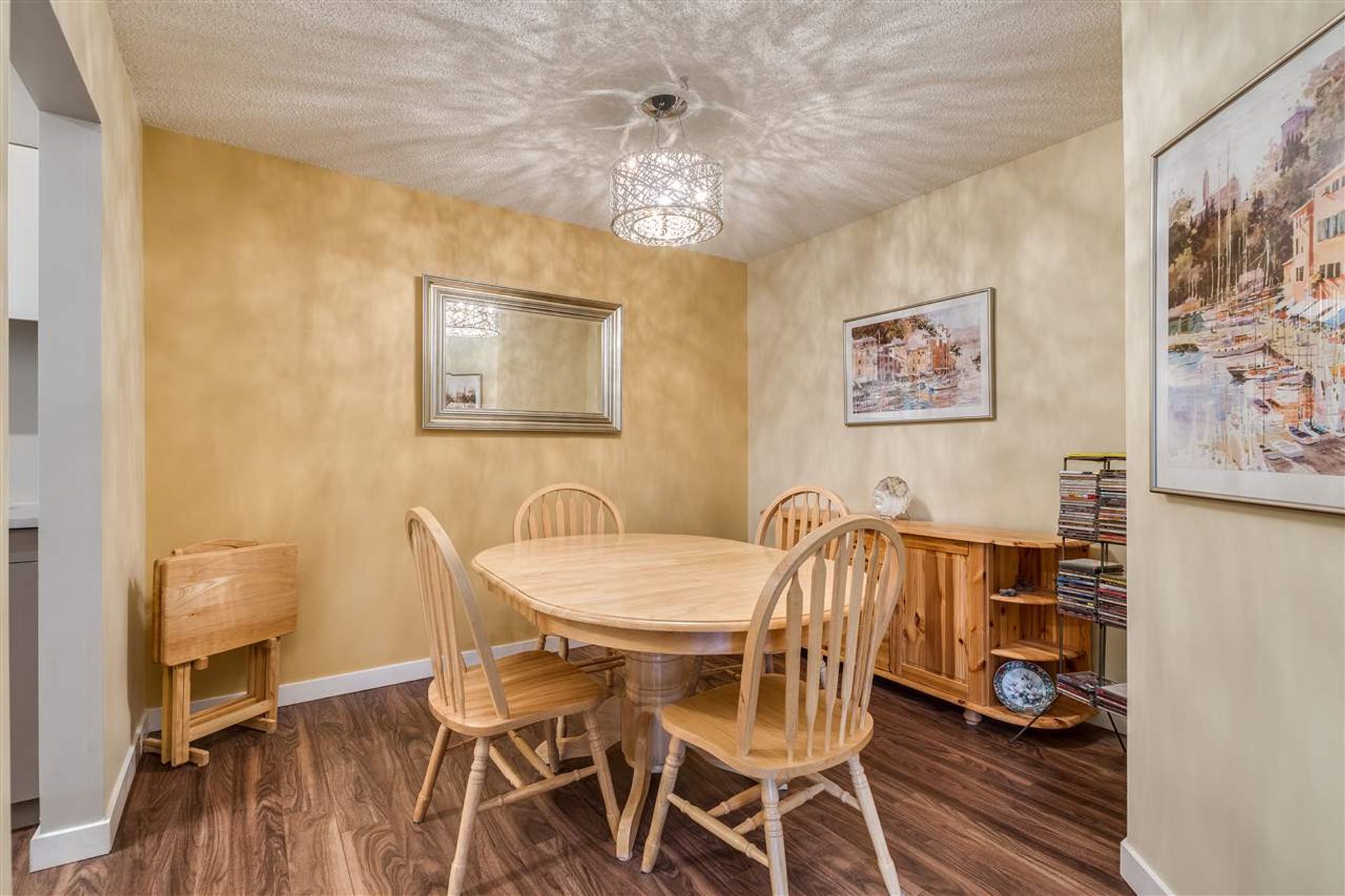 1815 - 10620 150 Street, Guildford, North Surrey - e6160c86684e8b821a180ba699dd7622daa702b7