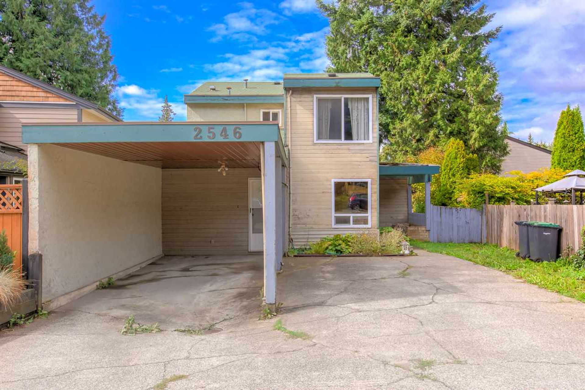 2546 Burian Drive, Coquitlam East, Coquitlam - 9452fa75130337e7895da5aa1aba4423432ae888