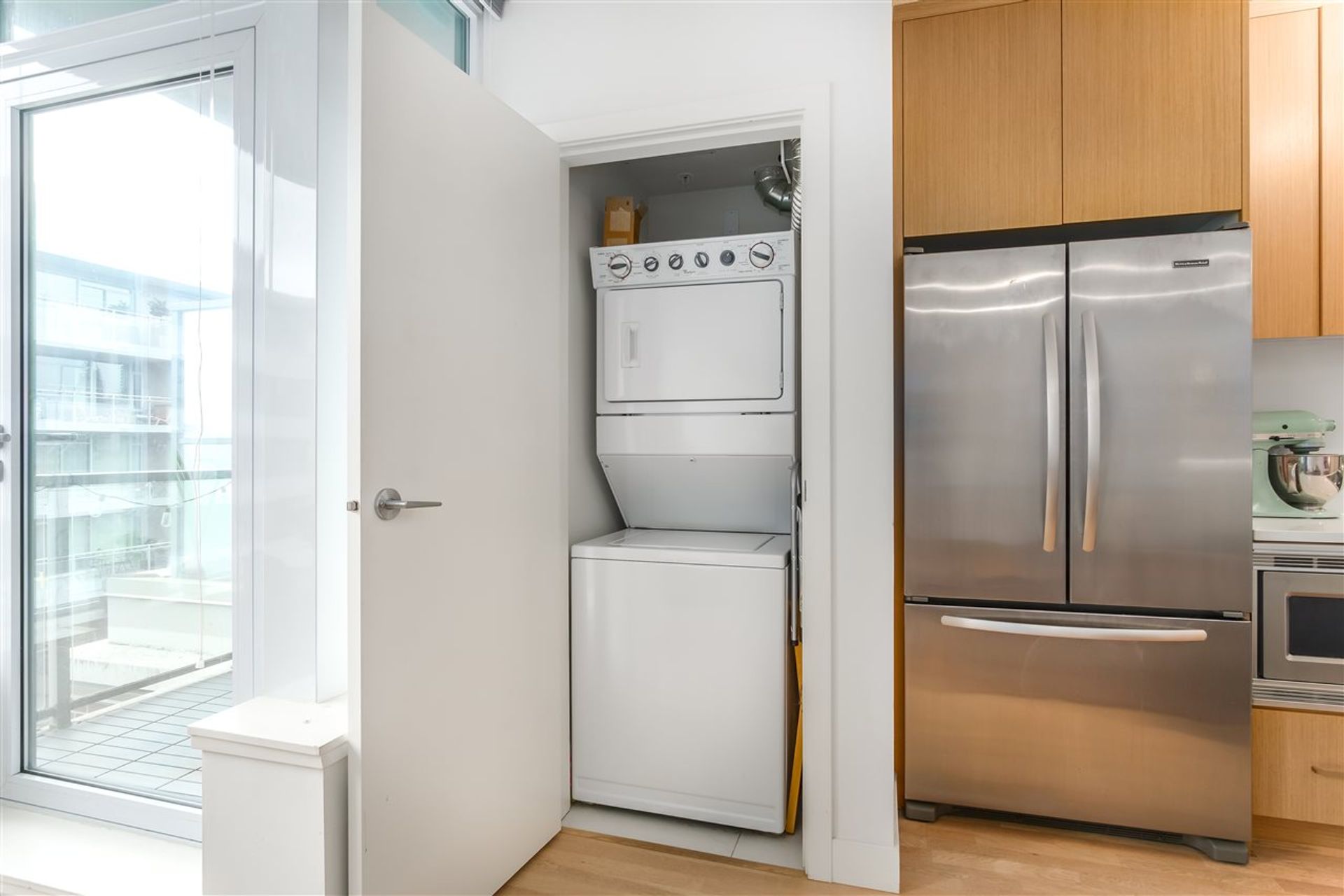 460 - 250 E 6th Avenue, Mount Pleasant VE, Vancouver East - 3f3d16e27f6561372872a040f9d687c008e9d4a2