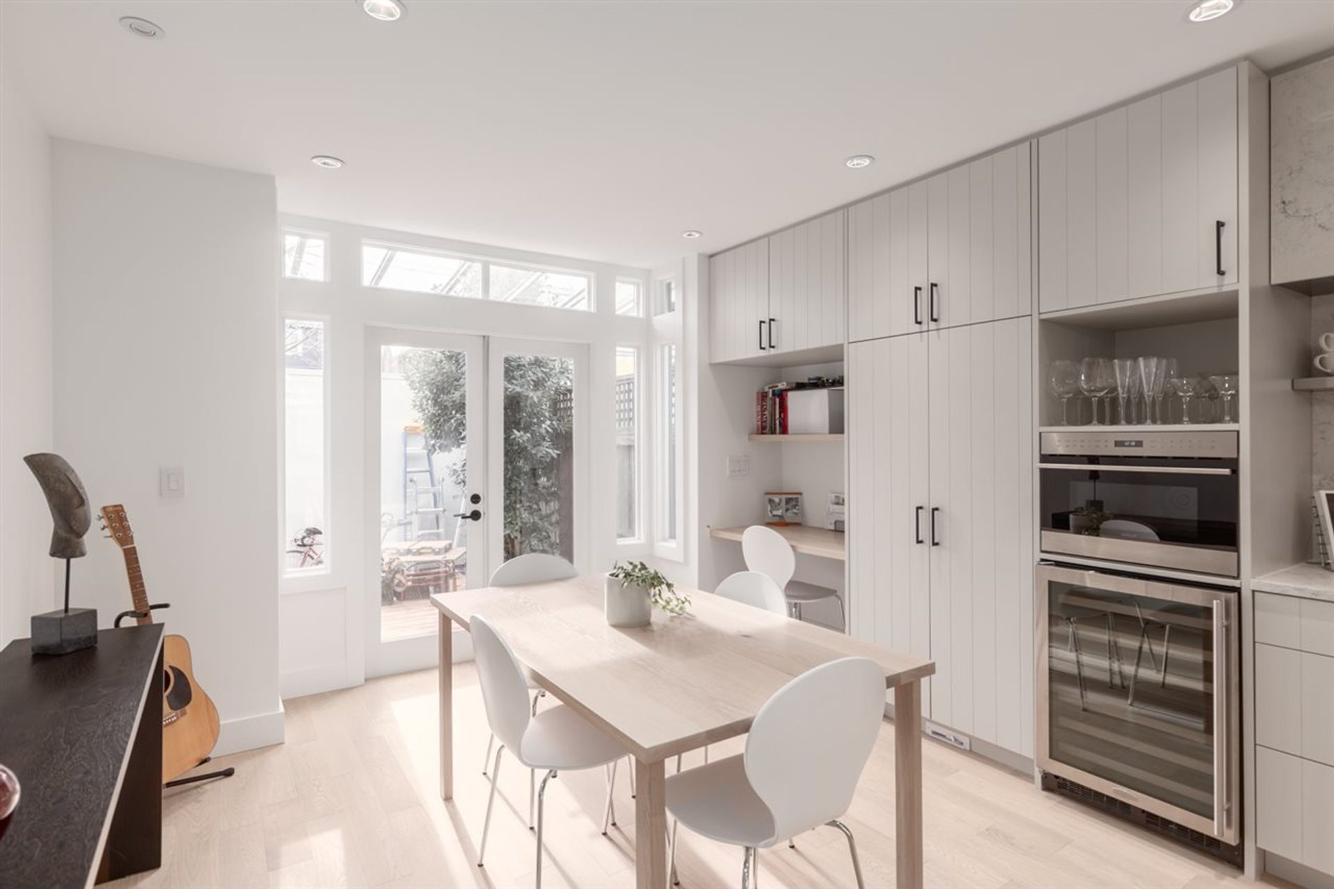 3340 W 1st Avenue, Kitsilano, Vancouver West - 92a6b35a9e15c91f1073f15fb7d924570a6f6f38