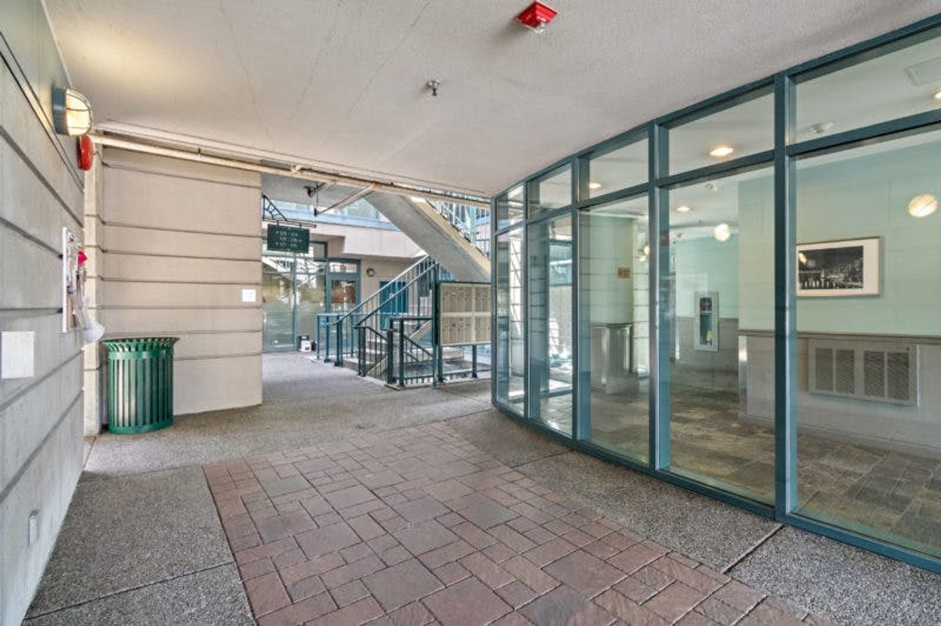 221-222 - 1628 W 1st Avenue, False Creek, Vancouver West - https___katemacphailavenuehqcom_wp-content_uploads_sites_1565_2020_06_14-800x533