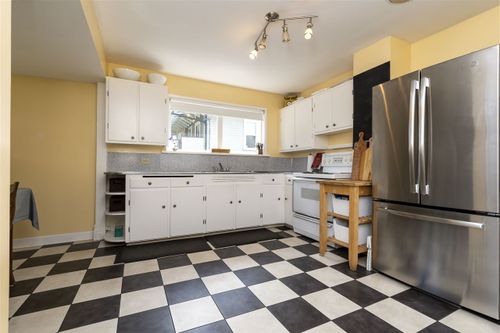 2224 Victoria Drive, Grandview Woodland, Vancouver East - da5a5093115c08624fd88c3e219e65c478b42dce