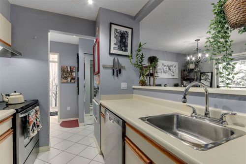 303 - 555 W 14th Avenue, Fairview VW, Vancouver West - 19ad59758fa59b91590b3420bc261ae257d0a4f0