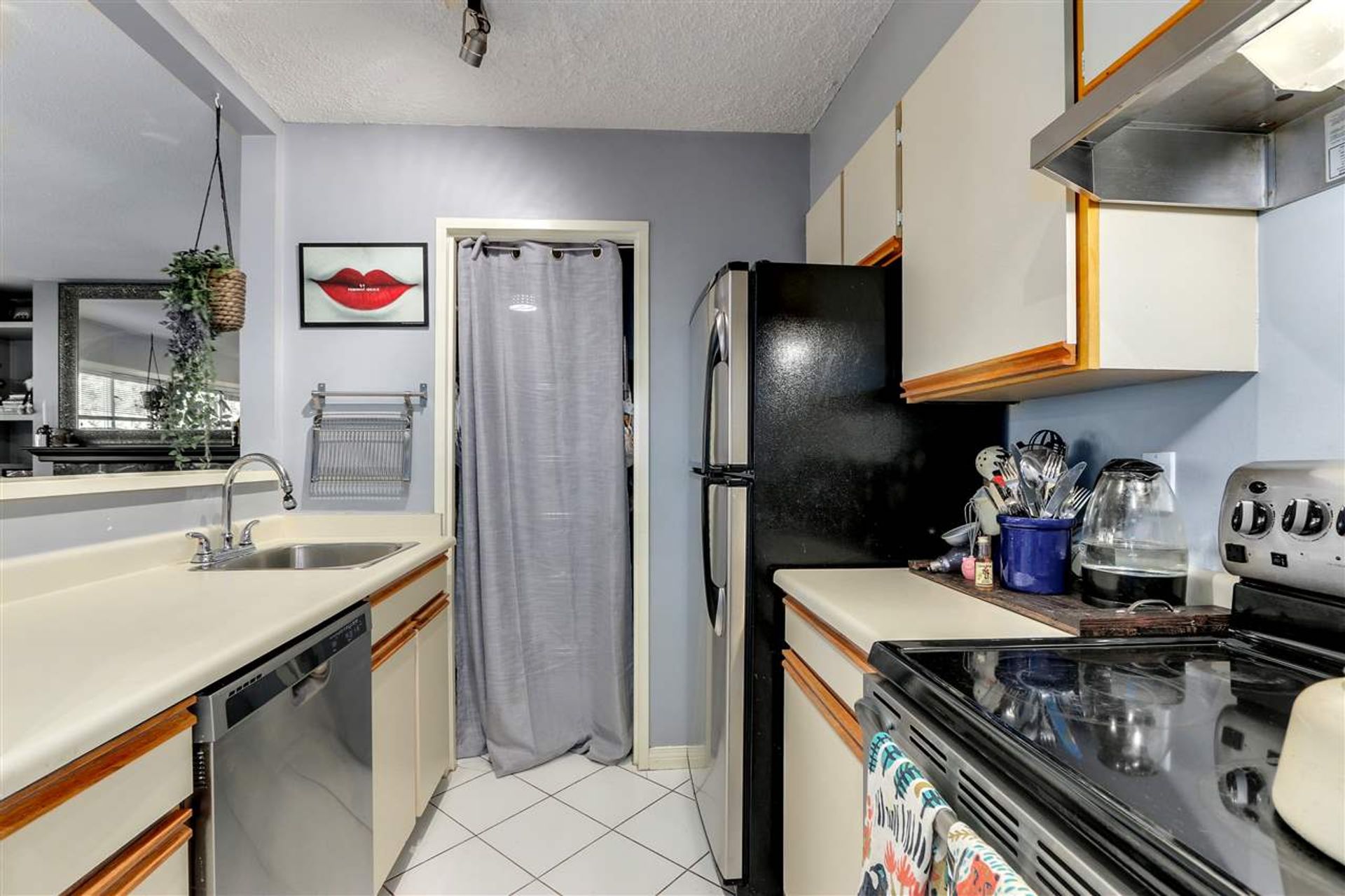 303 - 555 W 14th Avenue, Fairview VW, Vancouver West - 270ae0375cad6c0686ba6735f748396b6f05d272