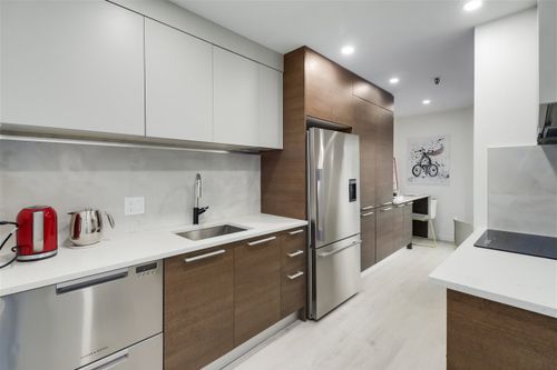 F7 - 1100 W 6th Avenue, Fairview VW, Vancouver West - 595ed1062bdbba632f585b67ef1a3505356b9aa2