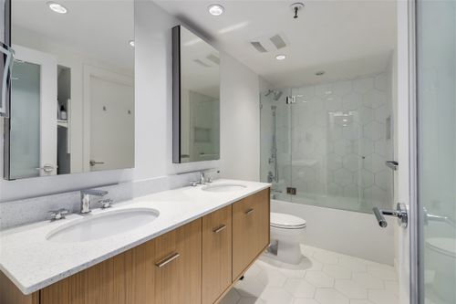 F7 - 1100 W 6th Avenue, Fairview VW, Vancouver West - 867604697db7f7c25a8a5b8bbe3d1ebe83b198e1