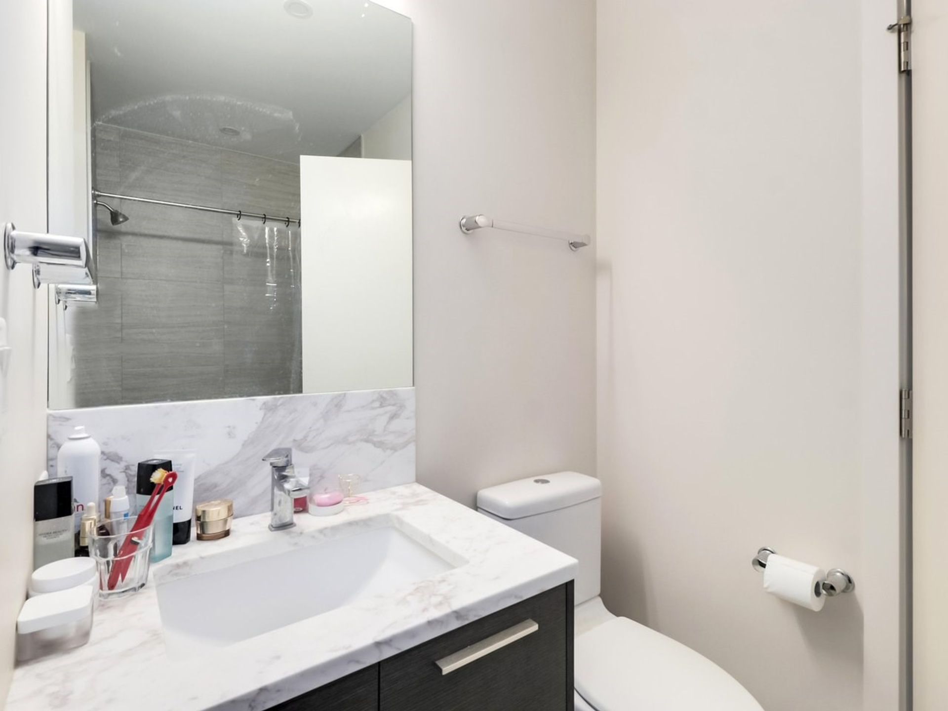 907 - 6383 Mckay Avenue, Metrotown, Burnaby South - b09628227d13288442b888549a24095ff9299acb