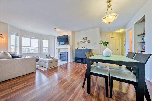 401 - 202 Mowat Street, Uptown NW, New Westminster - 4940485a61a94c49e59a31723a30913599871ebe