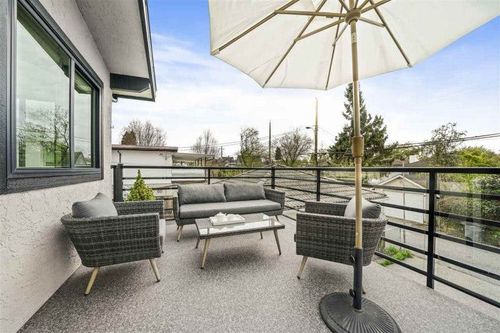 2472 Turner Street, Hastings Sunrise, Vancouver East - https___katemacphailavenuehqcom_wp-content_uploads_sites_1565_2021_05_262593208-9-800x533