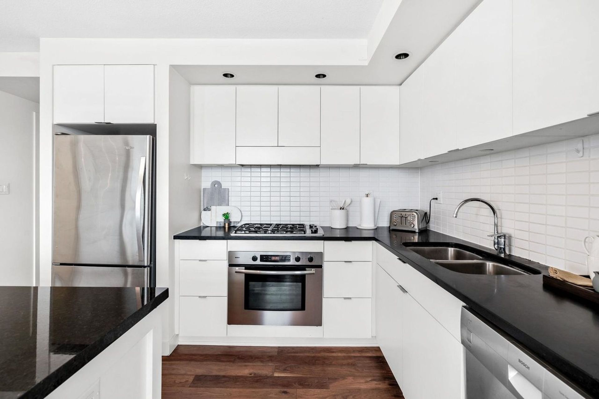 1704 - 1055 Homer Street, Yaletown, Vancouver West - 1055-homer-street-yaletown-vancouver-west-10 1704 - 1055 Homer Street, Yaletown, Vancouver West - 1055-homer-street-yaletown-vancouver-west-10