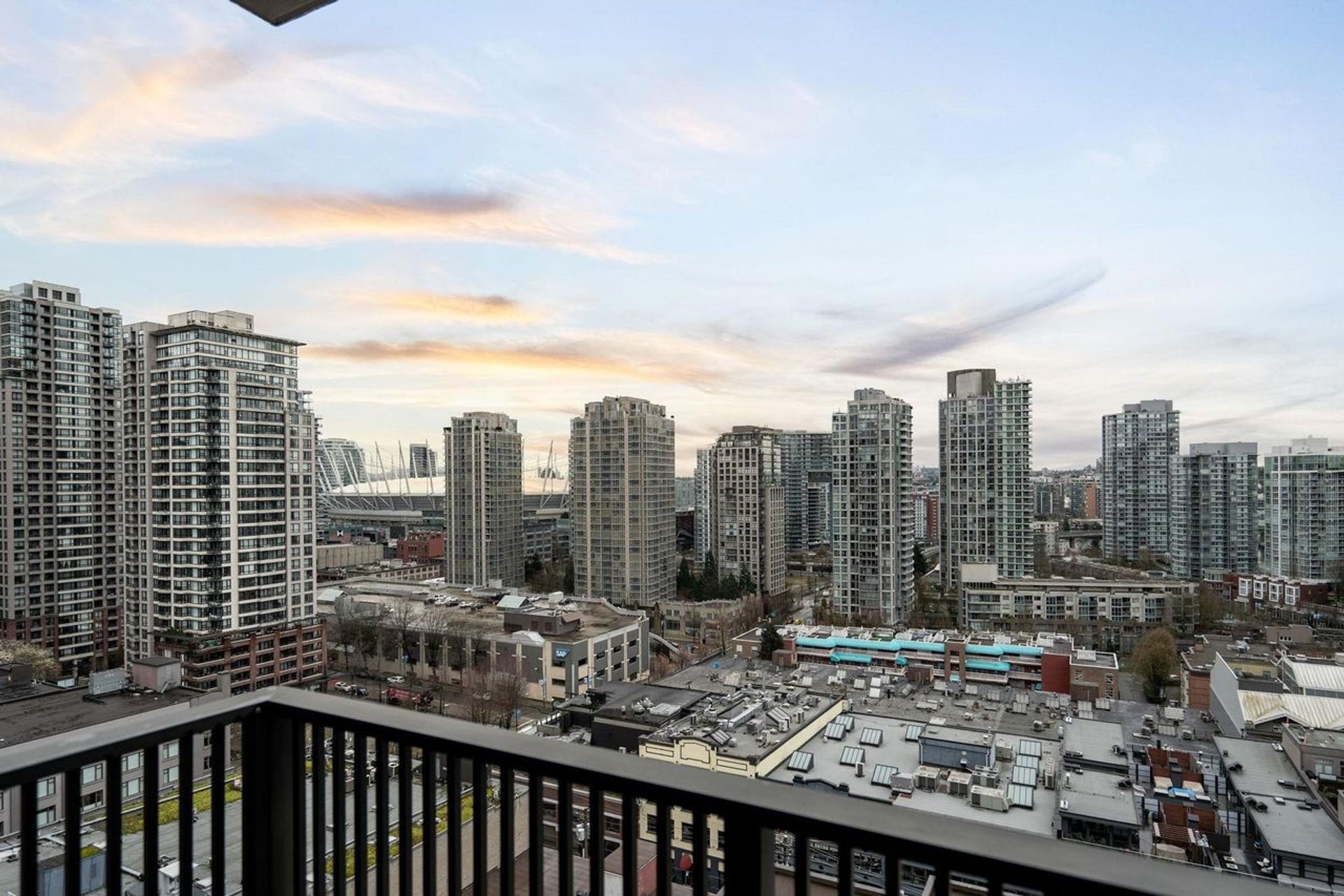 1704 - 1055 Homer Street, Yaletown, Vancouver West - 1055-homer-street-yaletown-vancouver-west-16 1704 - 1055 Homer Street, Yaletown, Vancouver West - 1055-homer-street-yaletown-vancouver-west-16