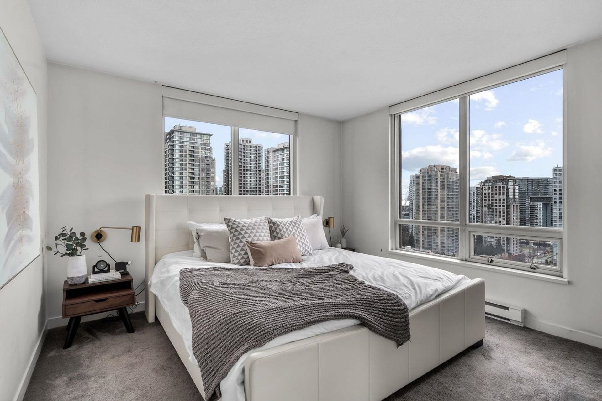 1704 - 1055 Homer Street, Yaletown, Vancouver West - 1055-homer-street-yaletown-vancouver-west-21 1704 - 1055 Homer Street, Yaletown, Vancouver West - 1055-homer-street-yaletown-vancouver-west-21