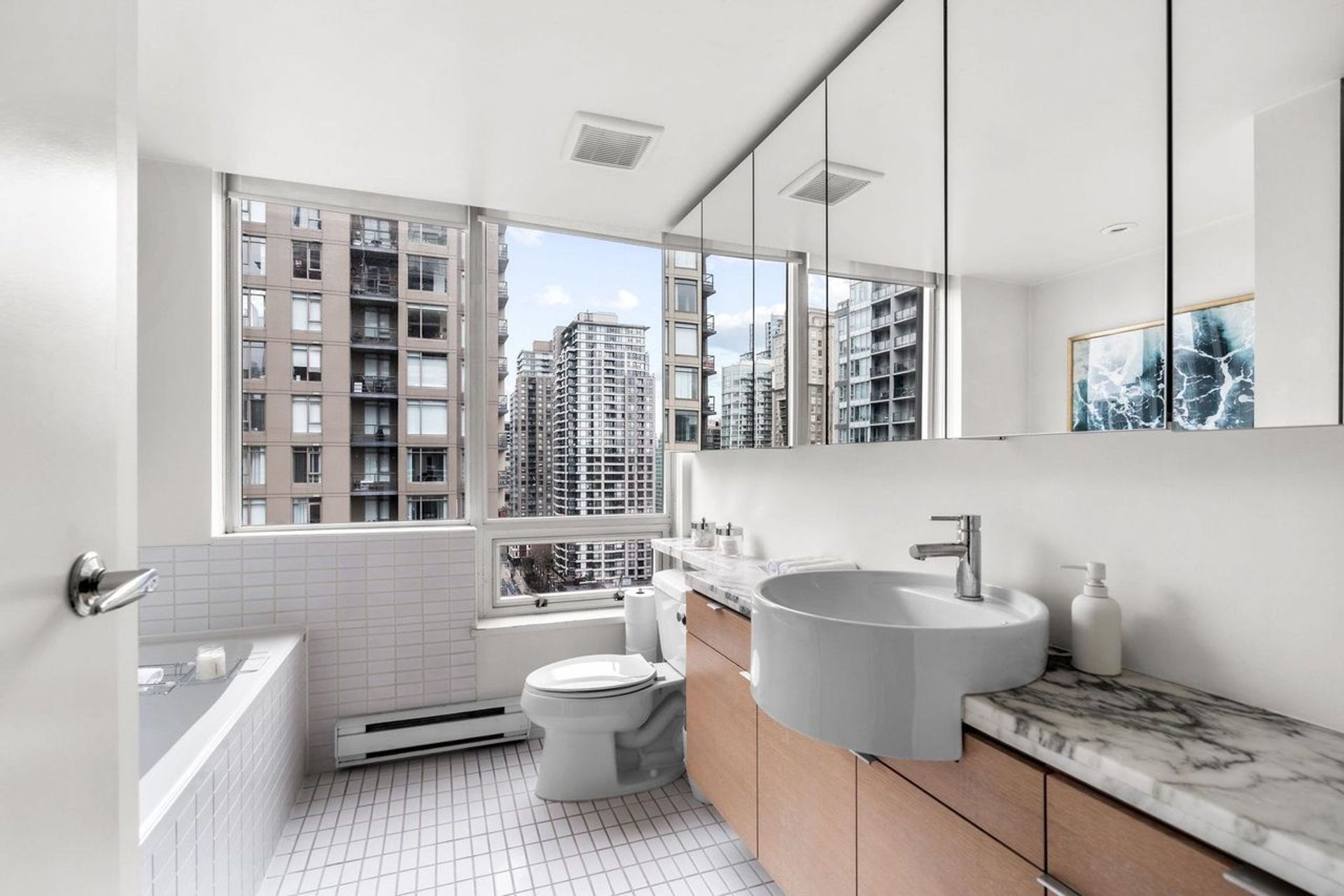 1704 - 1055 Homer Street, Yaletown, Vancouver West - 1055-homer-street-yaletown-vancouver-west-25 1704 - 1055 Homer Street, Yaletown, Vancouver West - 1055-homer-street-yaletown-vancouver-west-25