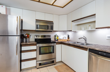 9 at 504 - 1135 Quayside Drive, Quay, New Westminster