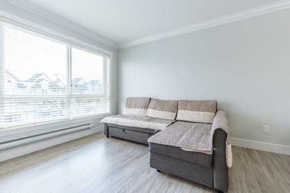 10 at 302 - 2268 Shaughne Street, Central Pt Coquitlam, Port Coquitlam