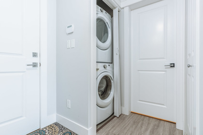 19 at 302 - 2268 Shaughne Street, Central Pt Coquitlam, Port Coquitlam