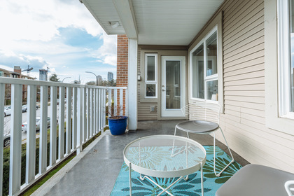 19 at 214 - 4783 Dawson Street, Brentwood Park, Burnaby North